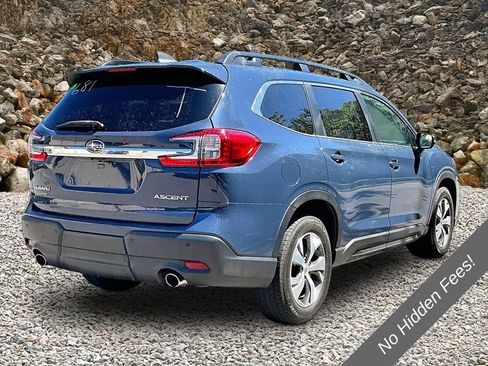 Used 2023 Subaru Ascent Premium w/ Convenience Package AWD/4WD image 2