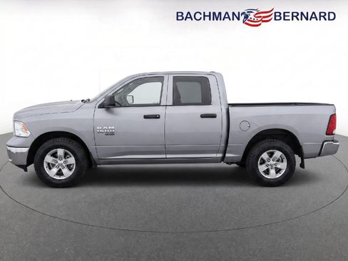 Used 2024 RAM 1500 Classic SLT AWD/4WD image 4