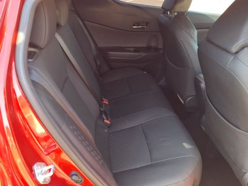 Used 2022 Toyota C-HR Limited FWD image 18