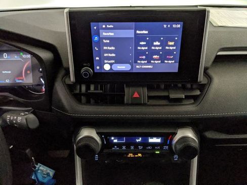 Used 2024 Toyota RAV4 LE image 14