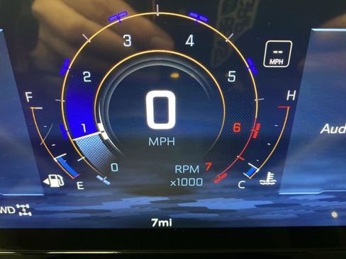 New 2026 Chevrolet Traverse LT w/ Sun and Wheel Package image 21