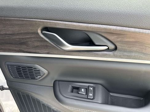 New 2026 Jeep Grand Cherokee Limited RWD image 29