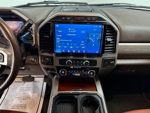 Used 2022 Ford F350 King Ranch w/ Chrome Package image 25