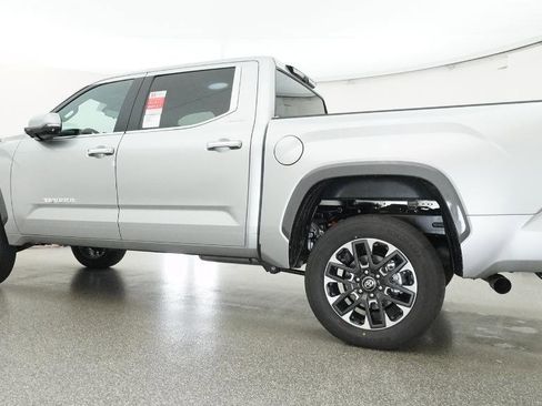 New 2026 Toyota Tundra Limited AWD/4WD image 38