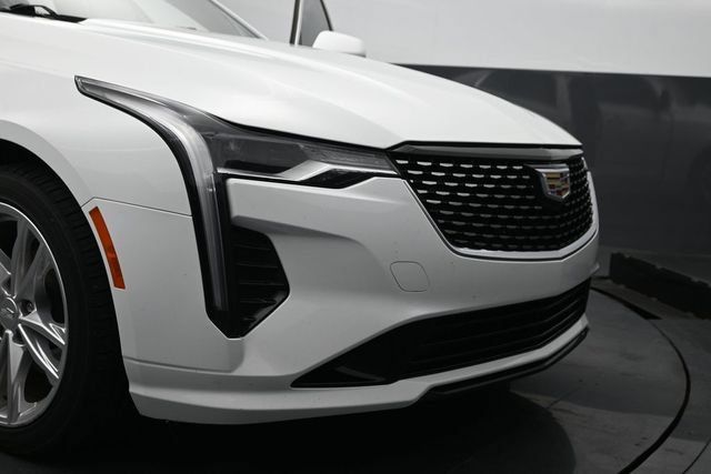 Used 2021 Cadillac CT4 Luxury w/ Sun And Sound Package RWD image 33