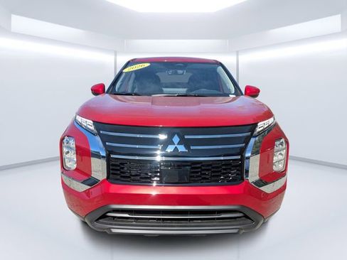 New 2026 Mitsubishi Outlander ES image 8