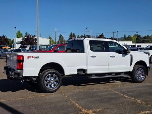 New 2026 Ford F350 Lariat w/ Chrome Package AWD/4WD image 32