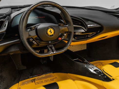 Used 2024 Ferrari SF90 Spider image 13