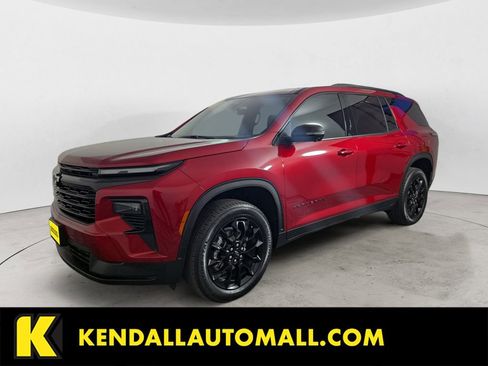 Certified 2025 Chevrolet Traverse LT w/ Midnight/Sport Edition AWD/4WD image 1