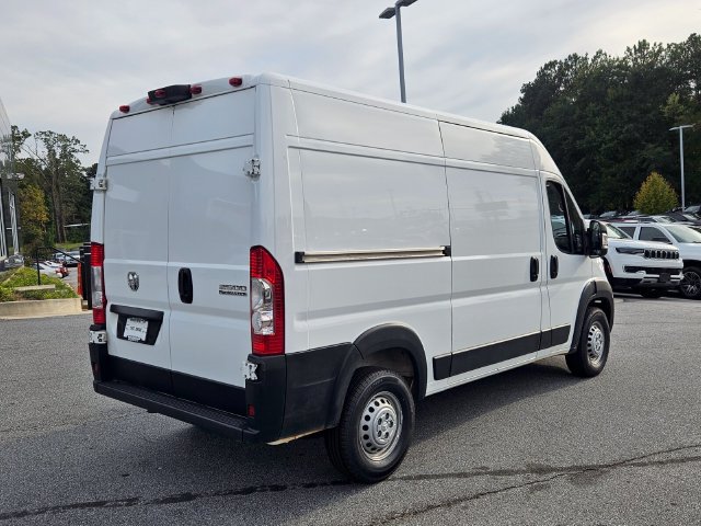 Used 2025 RAM ProMaster 2500 w/ Convenience Group FWD image 4