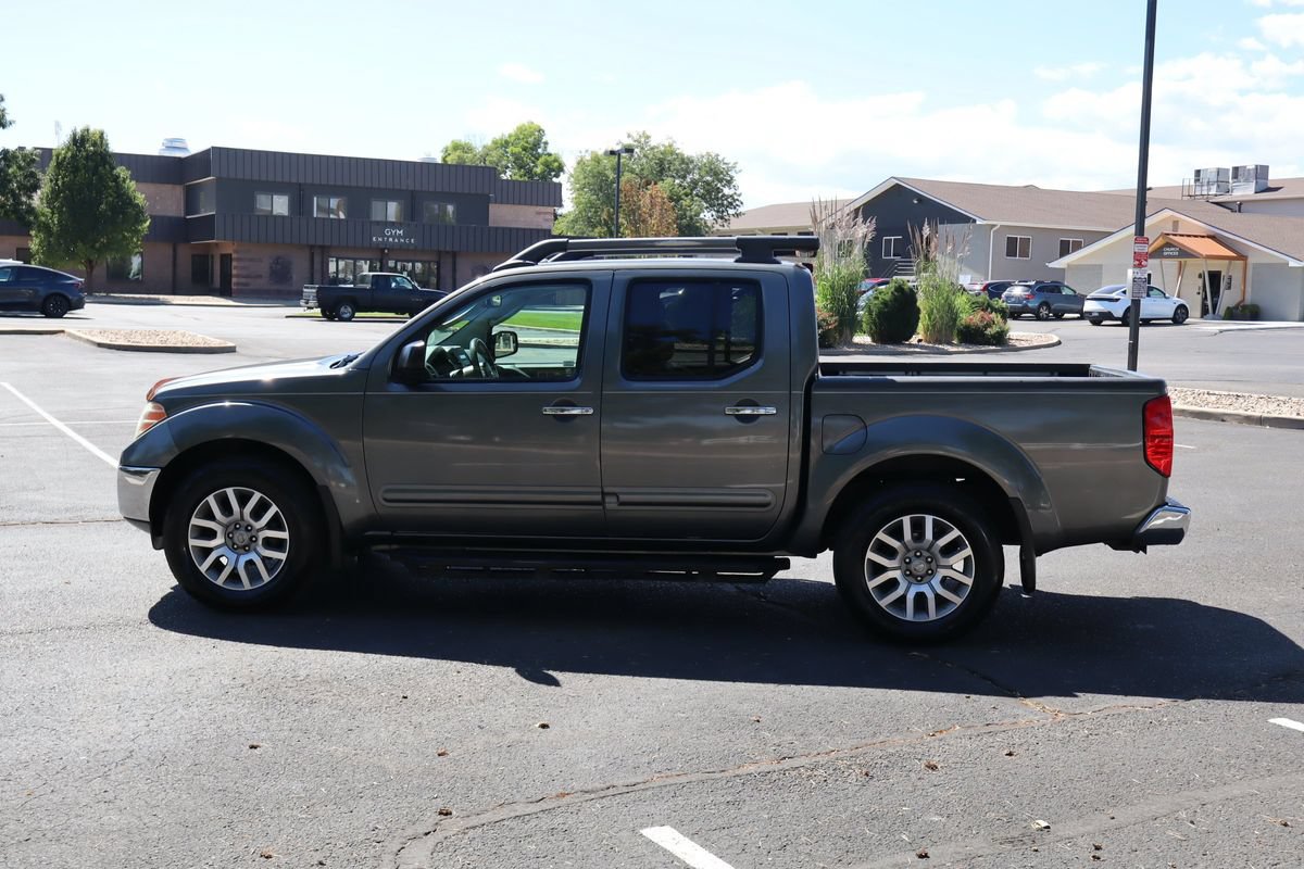 Used 2009 Nissan Frontier LE w/ LE Value Truck Pkg AWD/4WD image 9