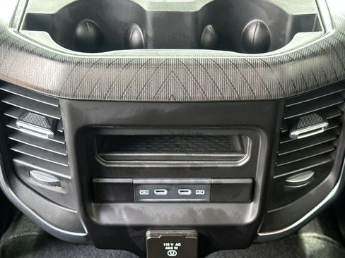 New 2026 RAM 2500 Big Horn AWD/4WD image 15