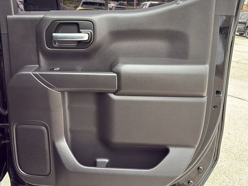 Used 2023 Chevrolet Silverado 1500 Custom RWD image 25