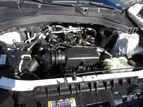 Certified 2022 Ford Explorer XLT w/ Equipment Group 202A image 29