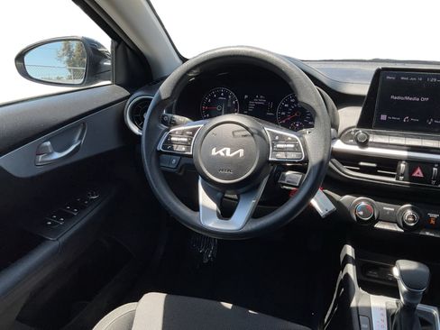 Used 2023 Kia Forte LXS FWD image 11