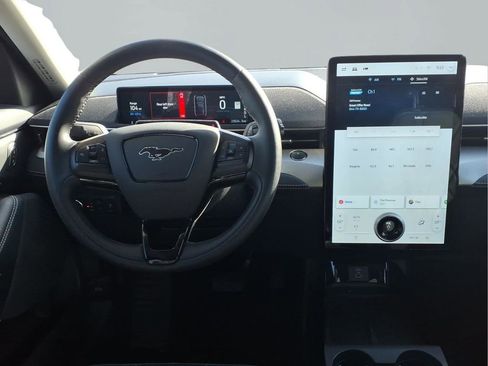 Used 2023 Ford Mustang Mach-E Select image 4