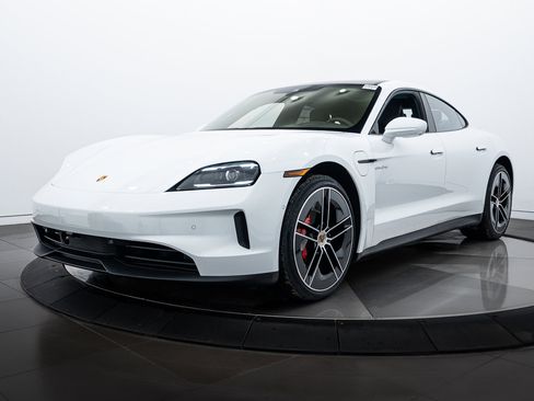 New 2025 Porsche Taycan 4S image 26