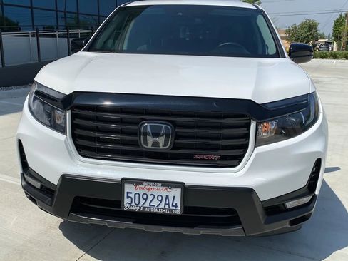 Used 2023 Honda Ridgeline Sport image 13