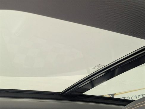 Used 2019 GMC Terrain SLT w/ Preferred Package image 13