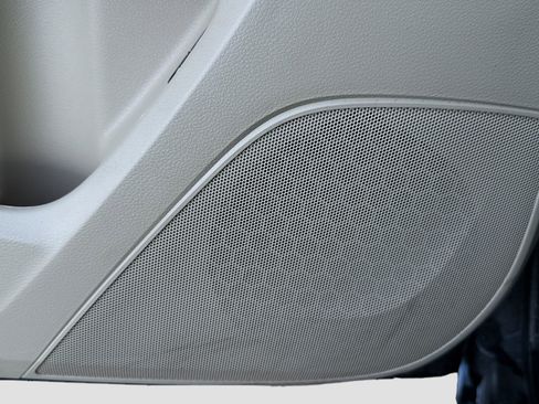 Used 2020 Acura MDX SH-AWD w/ Technology Package image 25