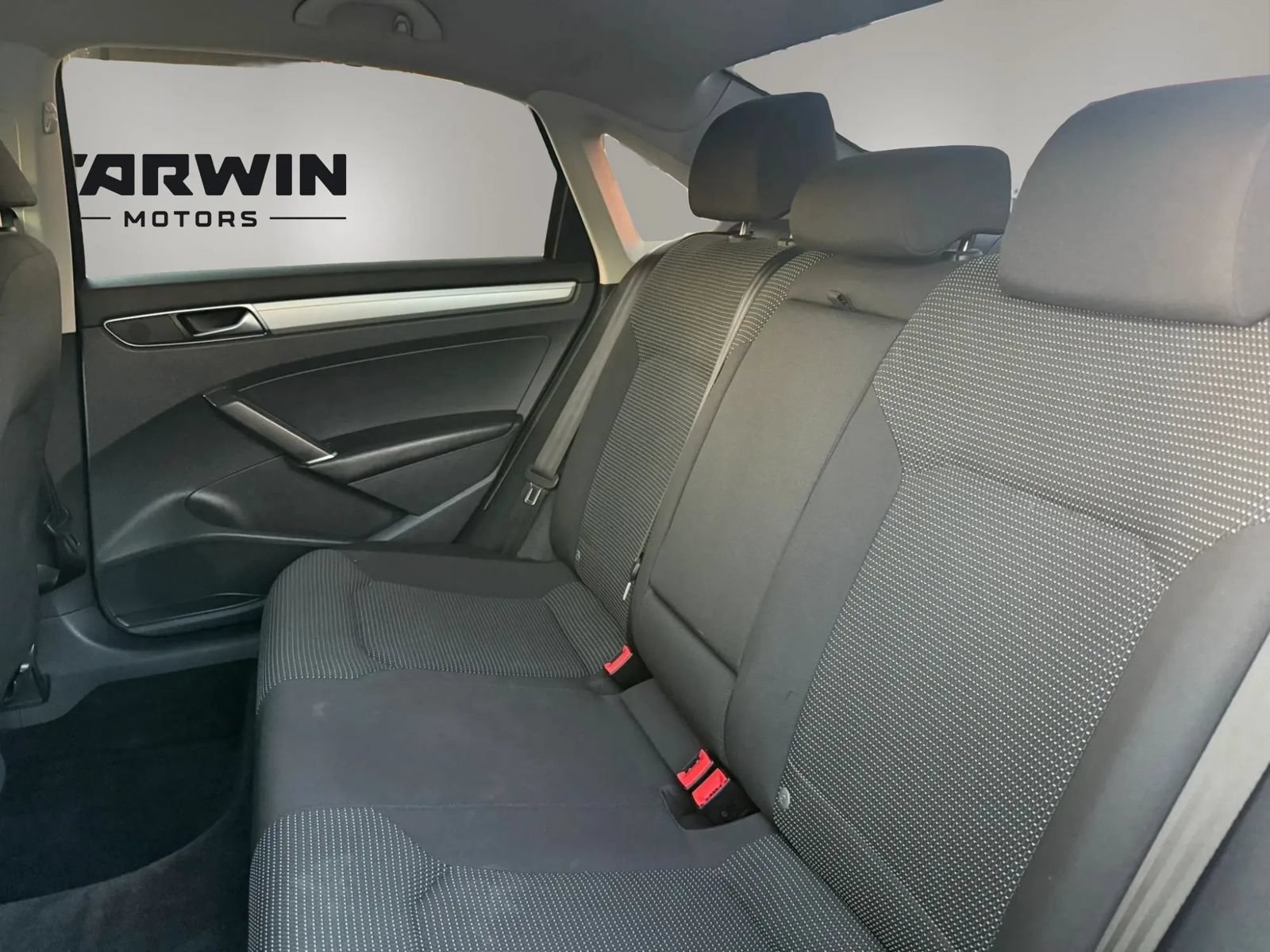 Used 2018 Volkswagen Passat 2.0T S FWD image 24