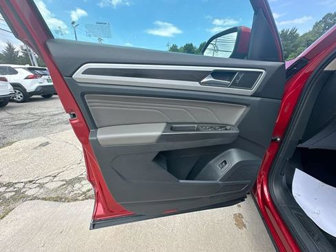 Used 2023 Volkswagen Atlas SE AWD/4WD image 24