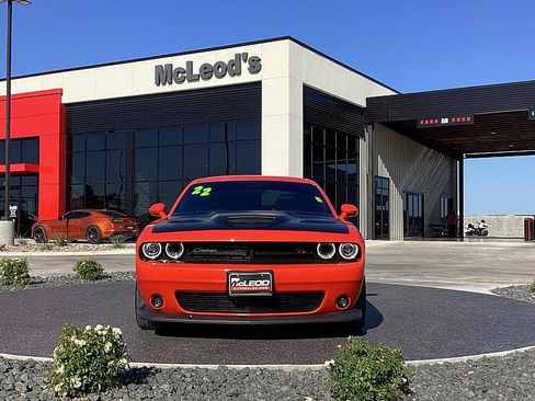 Used 2022 Dodge Challenger R/T Scat Pack w/ 1320 Plus Group image 2