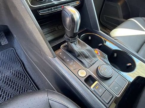 Used 2023 Volkswagen Atlas SE w/ Panoramic Sunroof Package AWD/4WD image 24