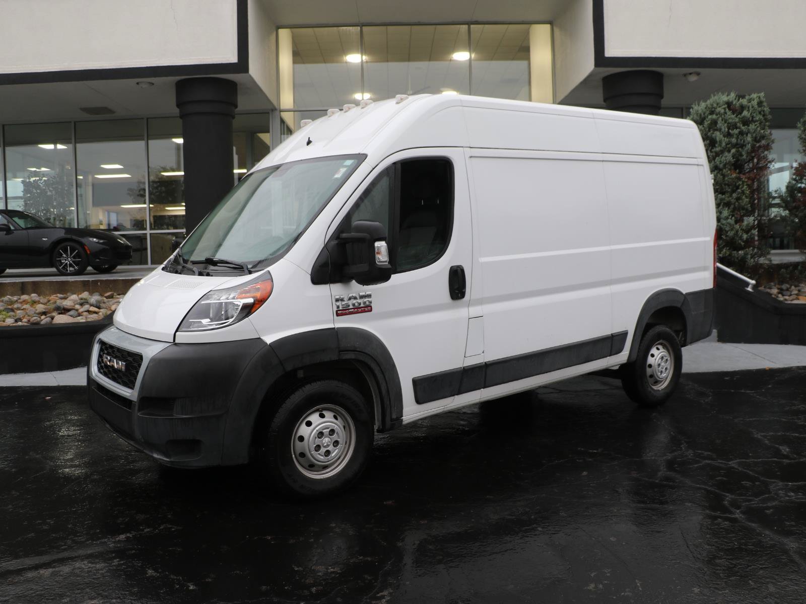 Used 2020 RAM ProMaster 1500 FWD image 1