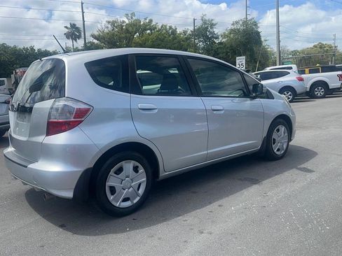 Used 2013 Honda Fit image 4