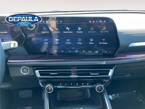 Used 2025 Chevrolet Traverse Z71 w/ Driver Confidence Package AWD/4WD image 14