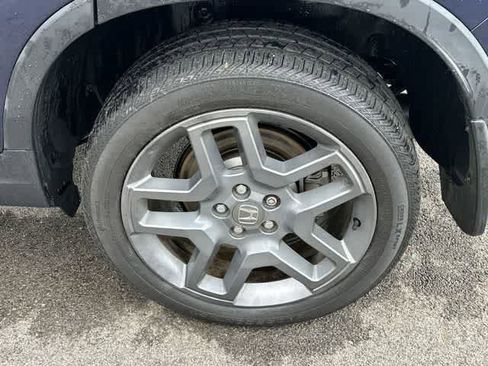 Used 2023 Honda Passport EX-L image 5