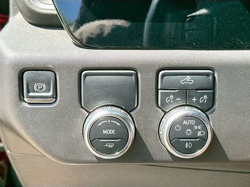 Used 2024 GMC Sierra 1500 Elevation RWD image 19