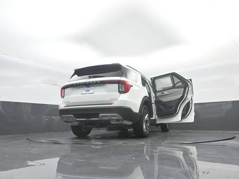 New 2026 Ford Explorer Active w/ Active Comfort Package AWD/4WD image 45