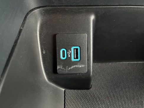 Used 2024 Ford F150 STX image 38