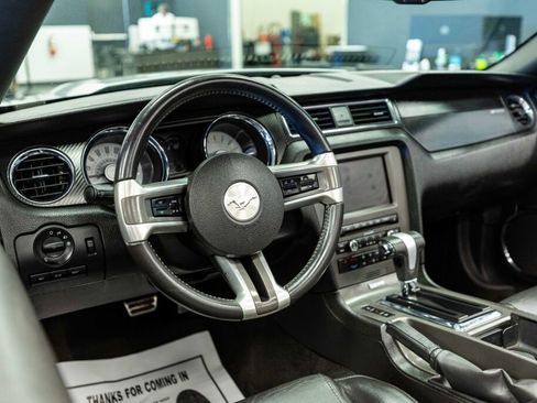 Used 2012 Ford Mustang GT Premium w/ Electronics Pkg image 9