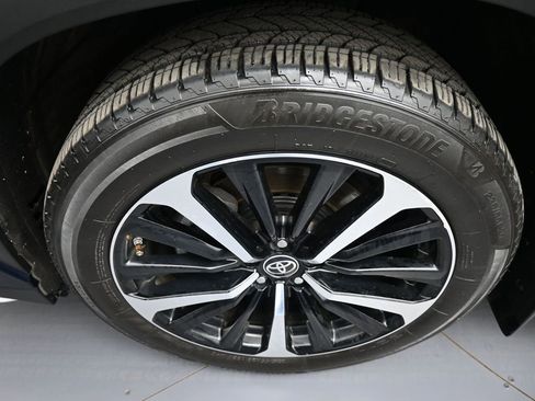 Used 2021 Toyota Highlander XSE image 14