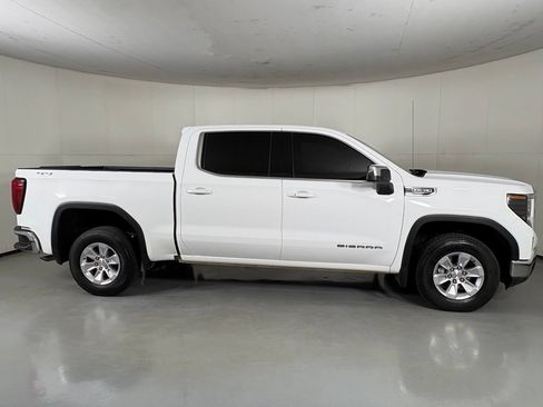 Certified 2026 GMC Sierra 1500 SLE w/ Preferred Package AWD/4WD image 11