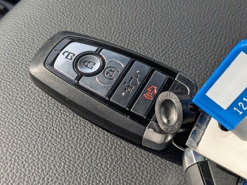 New 2026 Ford F350 Lariat image 31