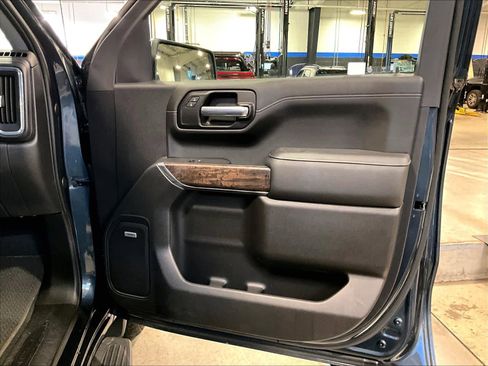 Used 2020 GMC Sierra 1500 Denali w/ Denali Premium Package image 12