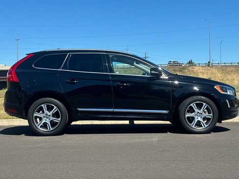 Used 2014 Volvo XC60 T6 AWD/4WD image 2