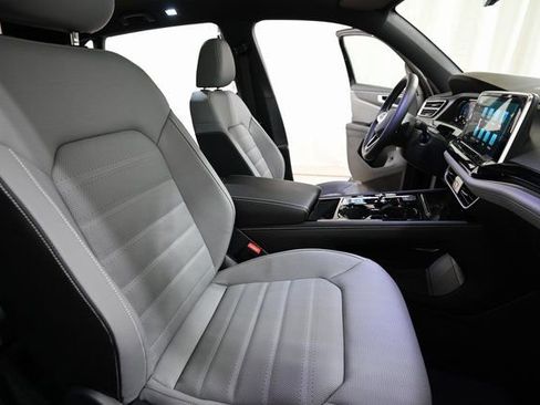 New 2026 Volkswagen Atlas Cross Sport SEL AWD/4WD image 27