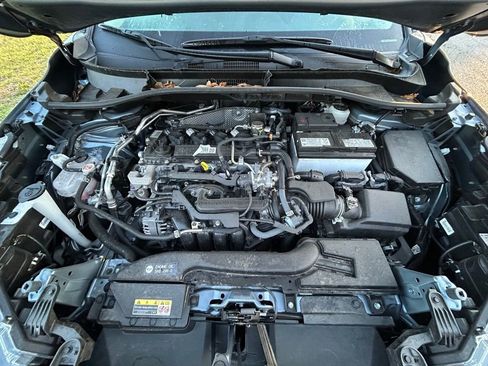 Certified 2024 Toyota Corolla Cross LE w/ Moonroof Package FWD image 11