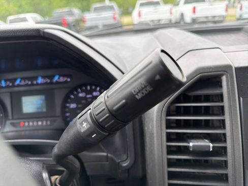 Used 2021 Ford F250 XL w/ Power Equipment Group RWD image 20