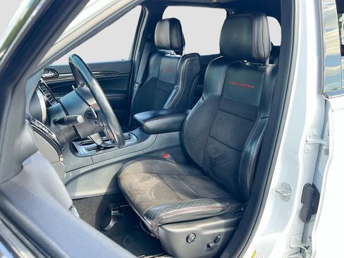 Used 2020 Jeep Grand Cherokee Trailhawk AWD/4WD image 21