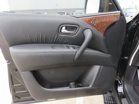 Used 2020 Nissan Armada Platinum w/ Cargo Package RWD image 27