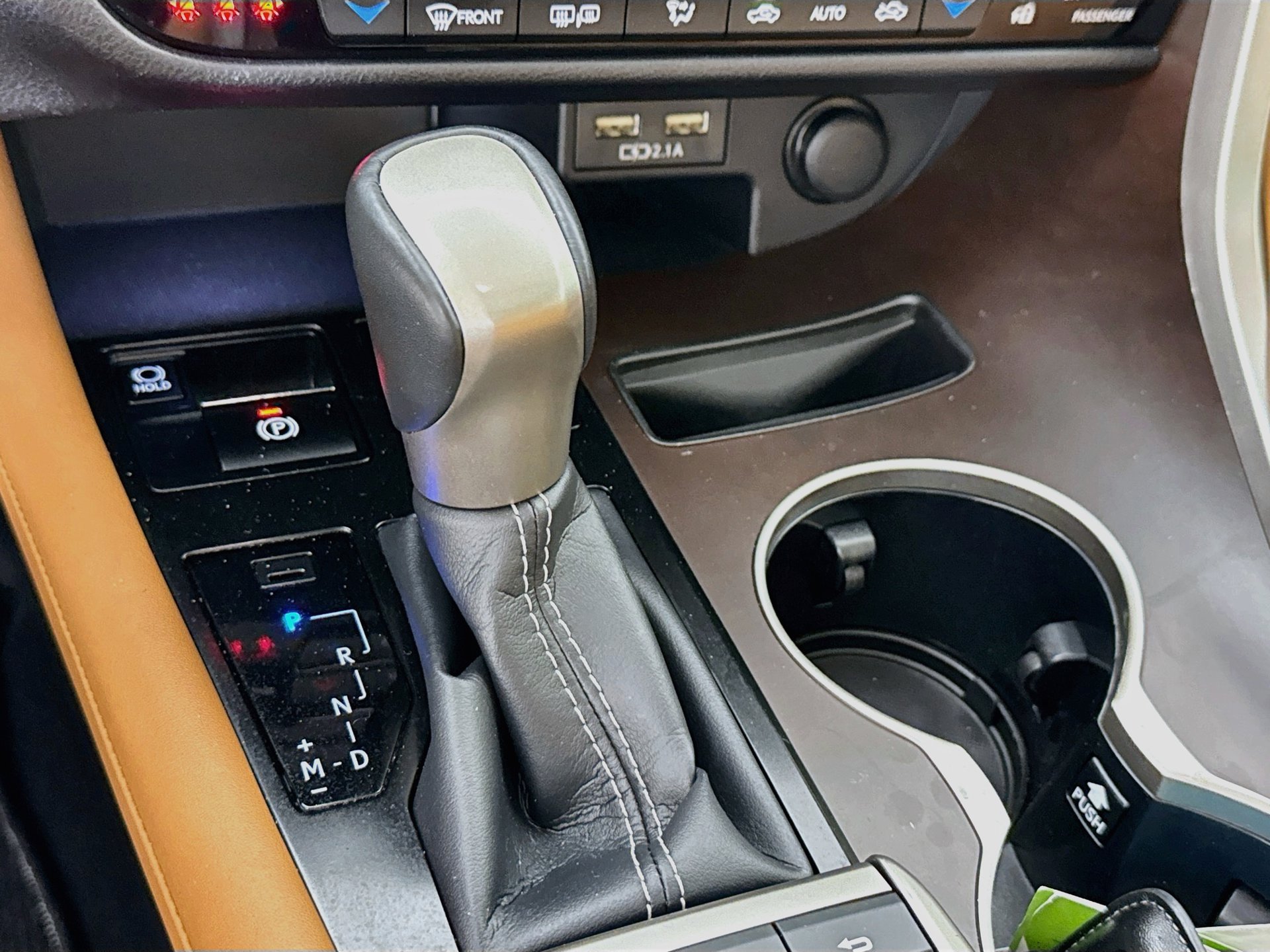 Used 2022 Lexus RX 350 FWD w/ Premium Package image 18