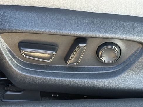 Certified 2026 Toyota Camry SE image 28