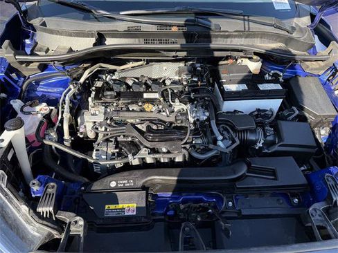 Certified 2022 Toyota Corolla Cross LE image 24