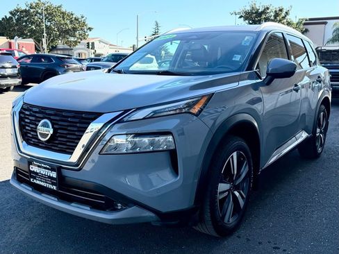 Used 2021 Nissan Rogue SL w/ Premium Package image 9